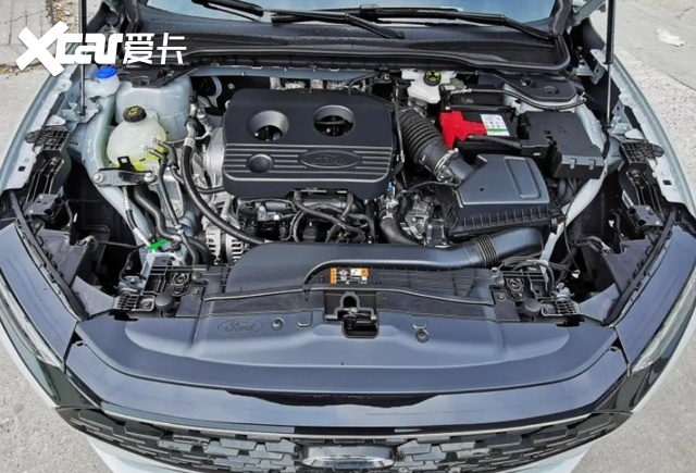 新款蒙迪欧实车曝光，造型动感，标配8AT，1.5T版本或15万以内？