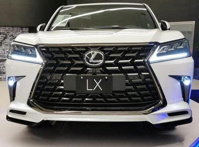 新款雷克萨斯LX车型海外实拍 继续搭载5.7L V8发动机