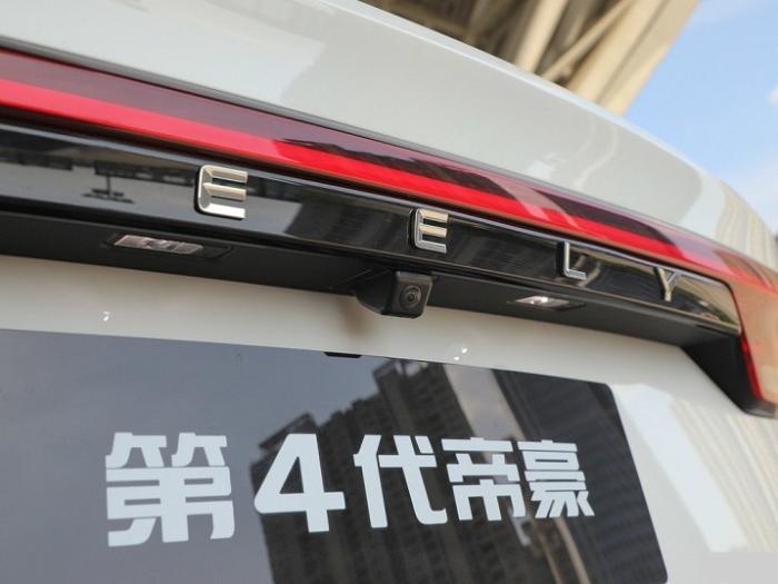 第四代吉利帝豪来了，1.5L发动机114马力，动力是不是太弱了？