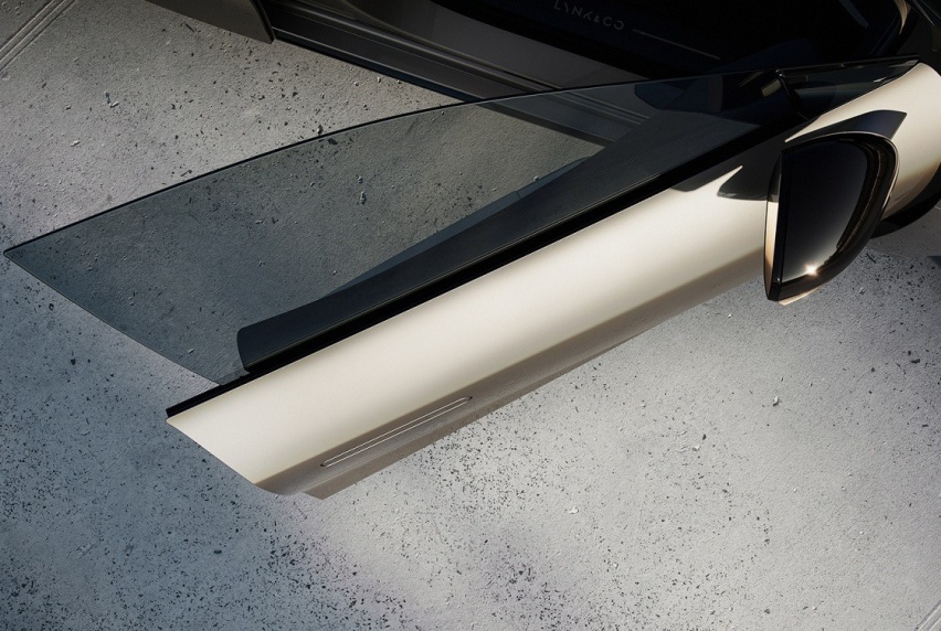 轴距2843mm，搭载1.5T发动机，领克07 EM-P 18万元起售