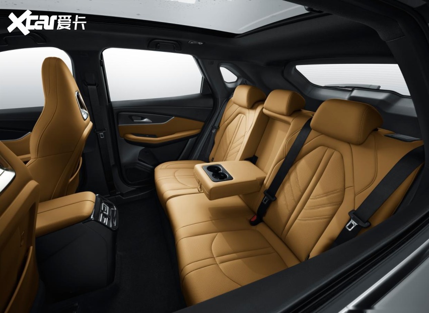 被遗忘的“国产小兰博”，配十佳引擎，9.99万起，发动机终身质保