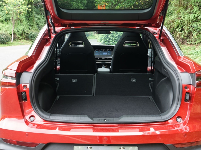 13.68万起，1.5T+双离合，全新传祺GS4 Coupe
