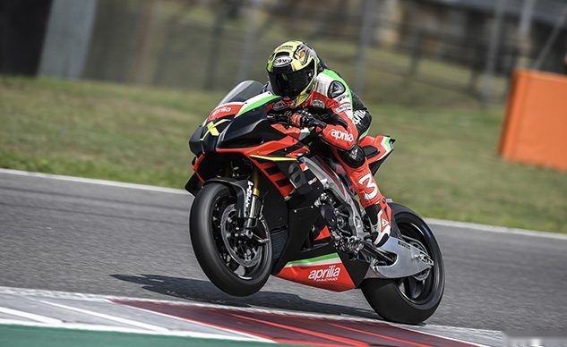 Aprilia限量版RSV4 X 仅发售10台售价4万欧元