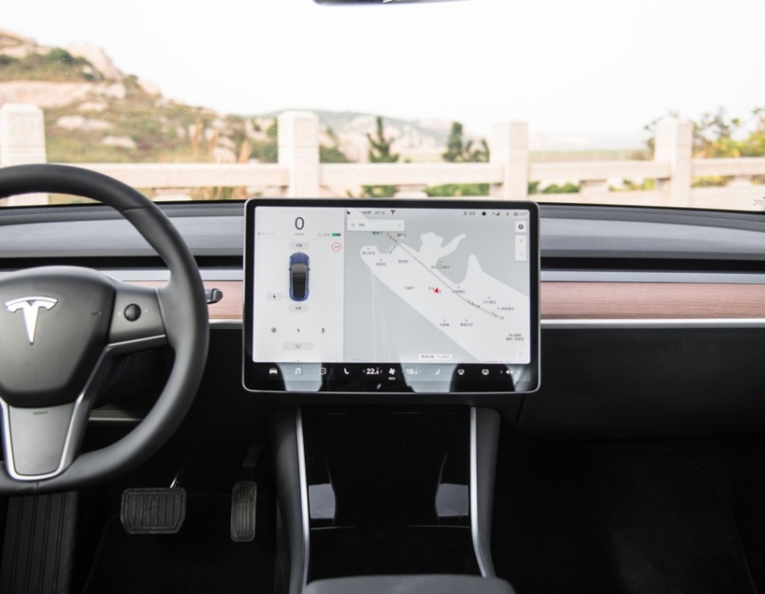 国产版Model 3价格下调至29.90万元起，它香了吗？