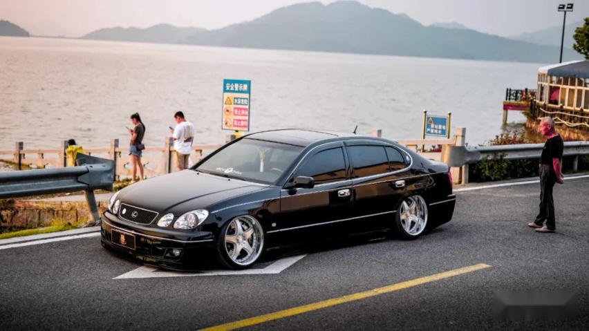 雷克萨斯GS300变身成