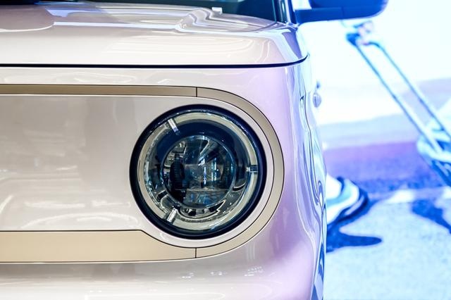 支持快充！吉利熊猫mini踢馆宏光MINI，3.99万起
