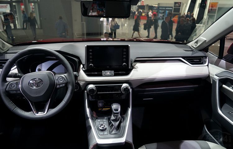 全新RAV4即将到来