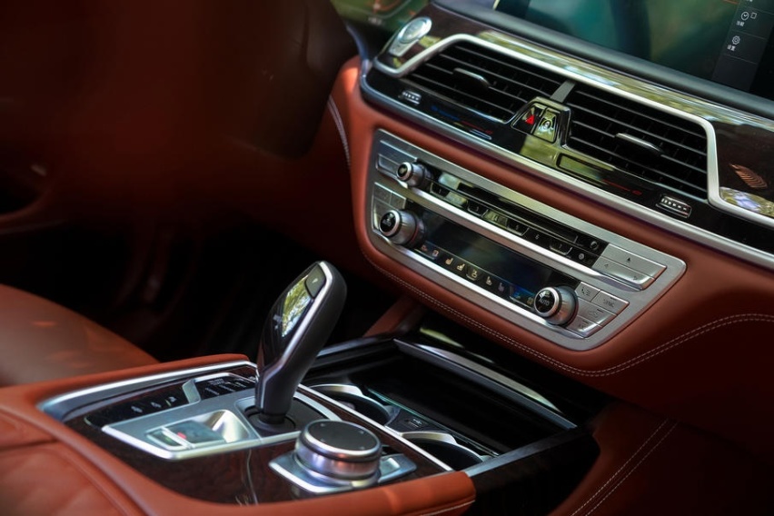 新BMW 7系试驾——宝马的第6代后浪