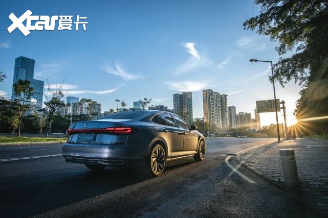 不断进化全为突破自我 双城试驾新帕萨特