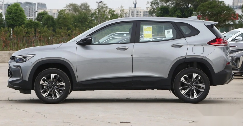 美系硬派SUV，10万多已上市！黑武士造型，全系1.5T+CVT