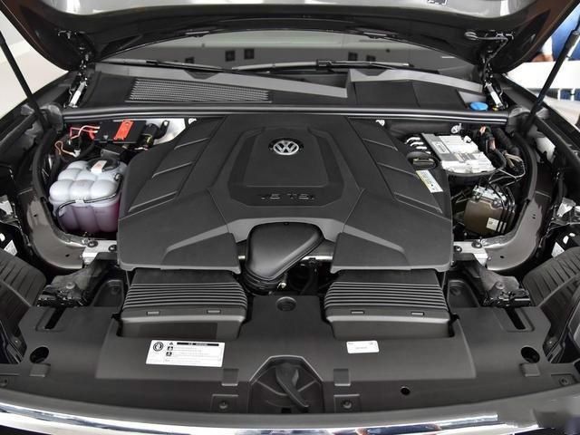 途锐价格缩水，跌至47.63万，V6配空气悬架，为何卖不动？