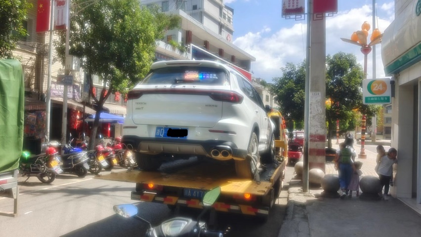 瑞虎8Pro刹车故障持续爆发,维权人数过百,奇瑞束手无策?