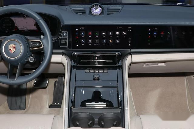 保时捷Panamera涨价7-10万元，调价后售113.8万元起