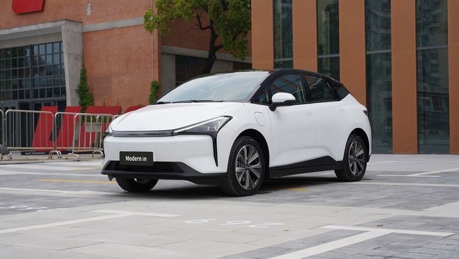 Modern in摩登汽车，请看清，这不是Model