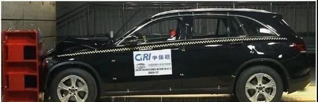 2020款奔驰GLC L中保研碰撞测试结果公布