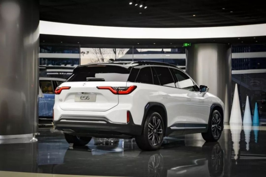 降价引发维权，特斯拉无惧风波，马斯克亲自交付Model 3？
