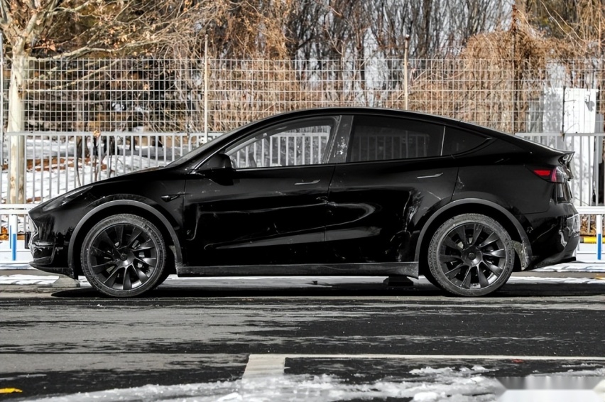 开了3次Model Y，转头却入手阿维塔11，车主：发现这两款车的差距