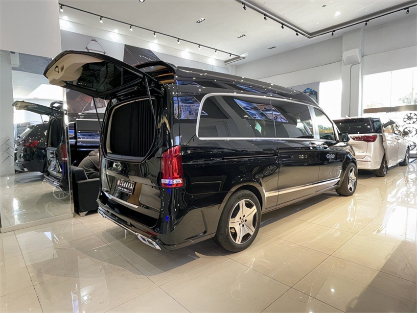 「小峰哥推荐」奔驰V260L改装独具匠心，定制豪华七座商务车