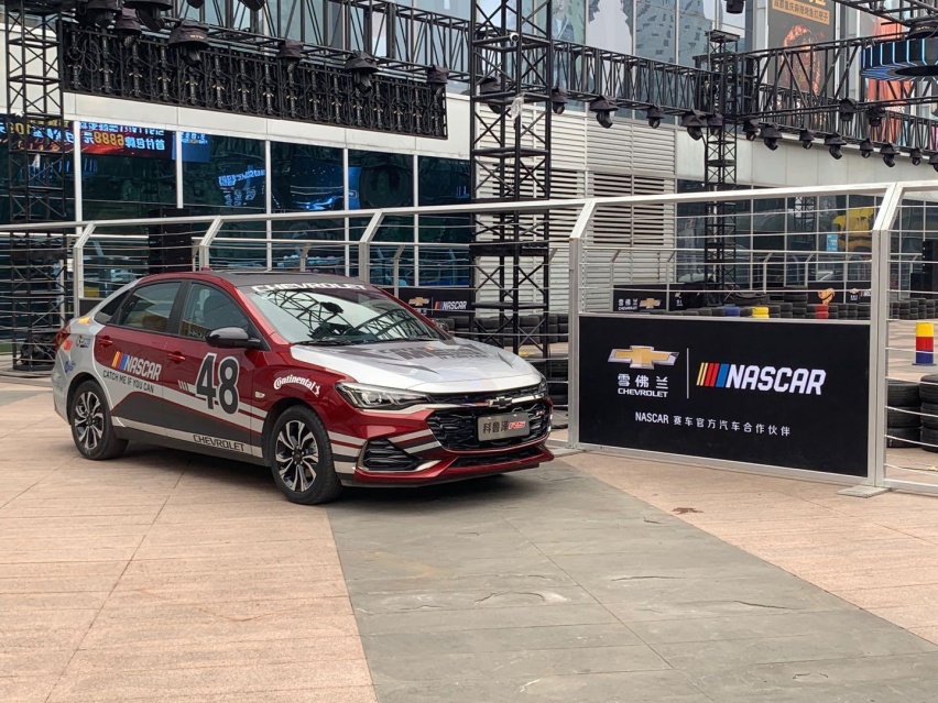 参赛雪佛兰2020直通NASCAR光速挑战赛，“燃”起来了