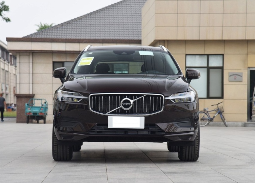 32万预算，凯迪拉克XT5与沃尔沃XC60，你会怎么选？