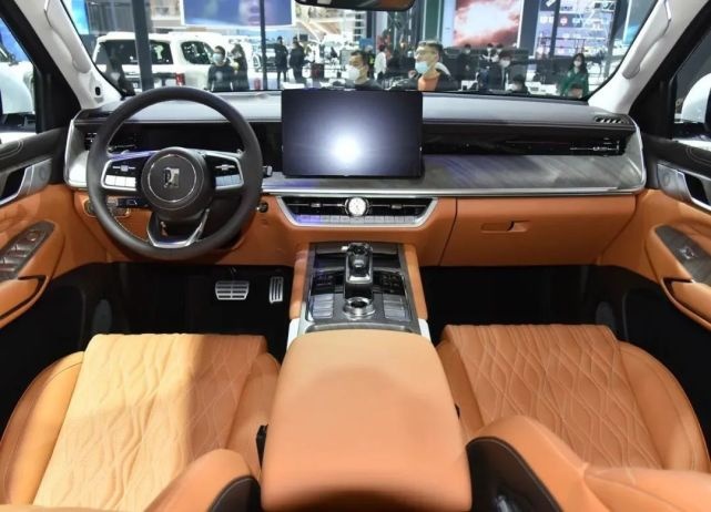 2022广州车展：坦克500 PHEV，国产豪华也不差