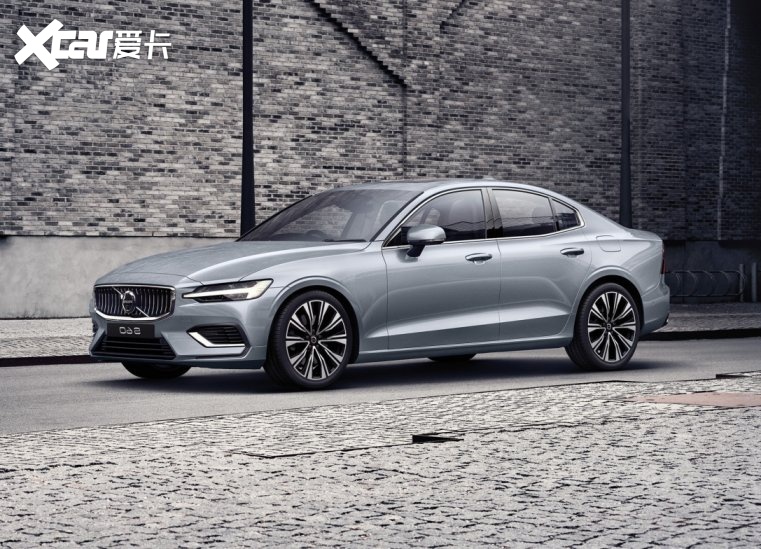 21.49万元起售,年轻人的首款性能车,选择沃尔沃s60