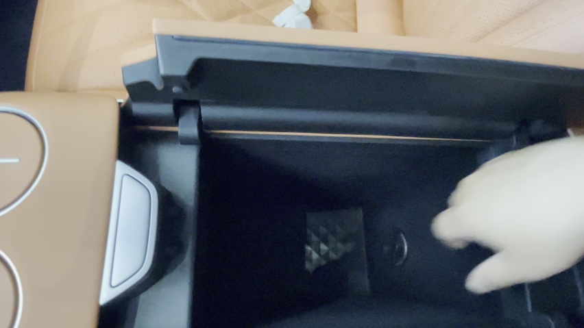 用科技重构出行想象，到店实拍深蓝S7