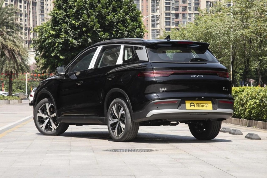 15万预算想要SUV，深蓝S05和比亚迪宋Pro DM-i该选谁？