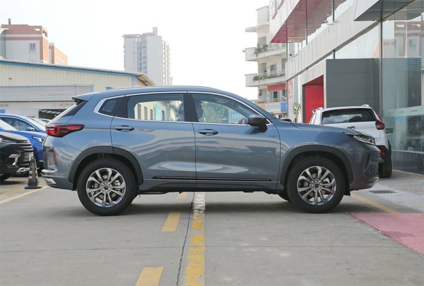 星途LX 1.5T乘风破浪版上市，售10.99万元起