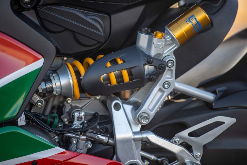杜卡迪性能公升级跑车，Panigale V2 Bayliss纪念版详解