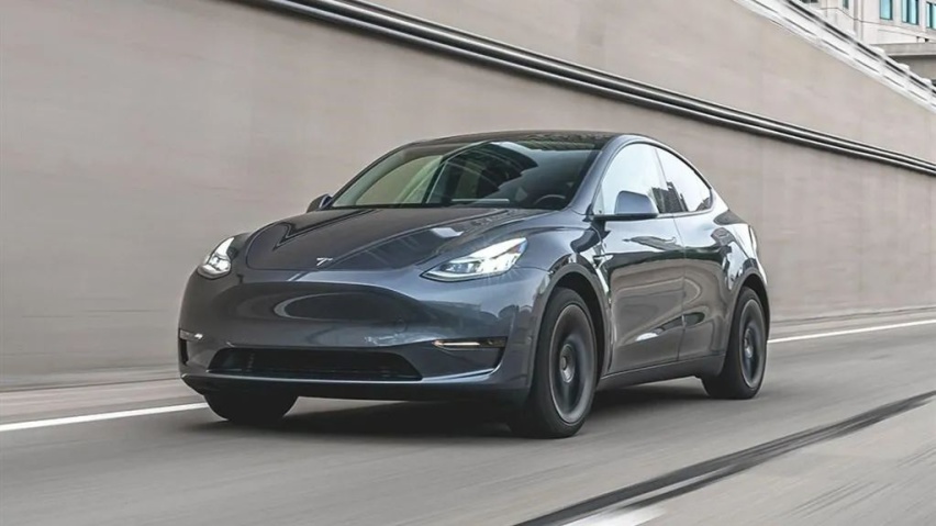 比亚迪宋被打下来了，6月份销量冠军是特斯拉Model Y，卖了5万多台