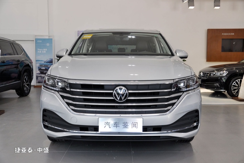 40万商务MPV 买别克GL8 还是大众Viloran巍昂