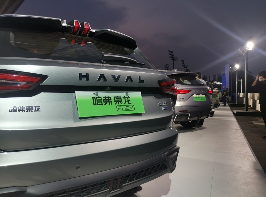哈弗枭龙MAX，新能源四驱SUV的“普及者”？