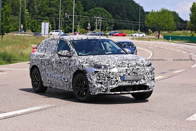 计划于2022年亮相 定位纯电SUV 奥迪Q6 e-tron谍照曝光