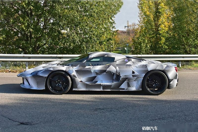 ferrari-laferrari-mula-fotos-espia-202072303-1603959035_4.jpg
