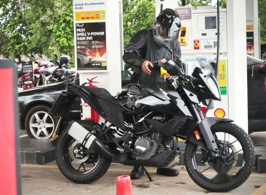国内还没上市 国外又要改款 KTM 390 ADV新款曝光