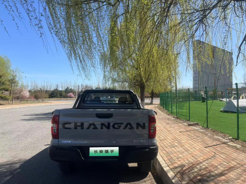 皮卡最优解！既猛又省还来电，增程皮卡长安猎手