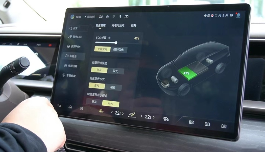 试驾腾势D9 DM-i，国产MPV离别克GL8还有多远？