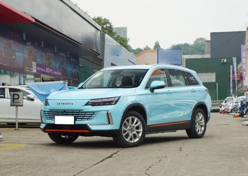 可能是卖电视赚不到钱，创维也开始造车，插混纯电续航205km