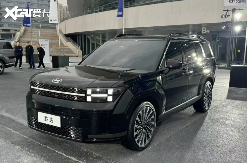 国产现代胜达版现身,外观质感出色,配2.0t 8at黄金组合