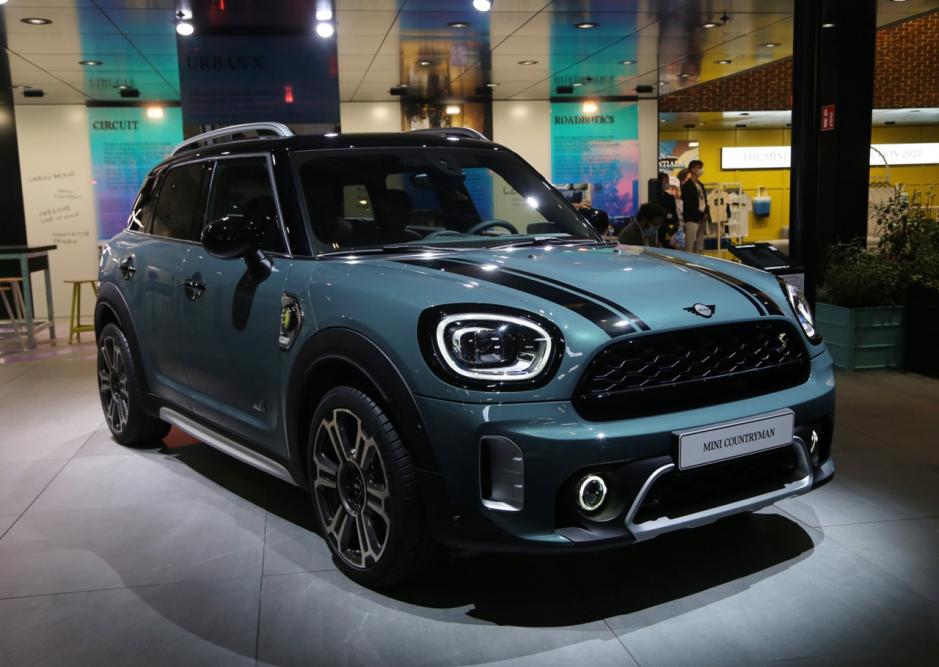 甲殼蟲被干掉了,就剩下寶馬的MINI“鄉(xiāng)巴佬“了,SE版本好看 甲殼蟲被干掉了,就剩下寶馬的MINI“鄉(xiāng)巴佬“了,SE版本好看