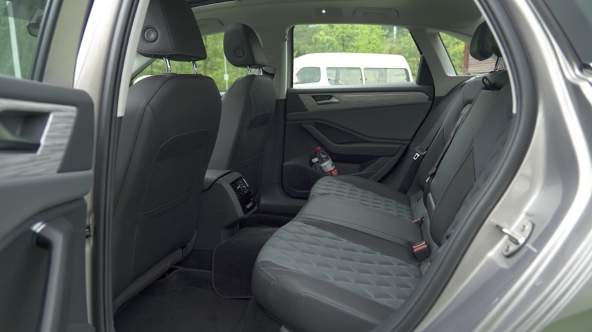 身手全面无短板！试驾全新速腾300TSI