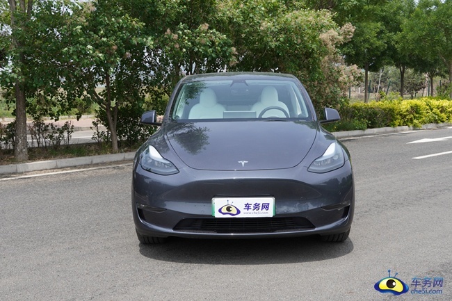 试驾特斯拉Model Y 高颜值驾控智能SUV