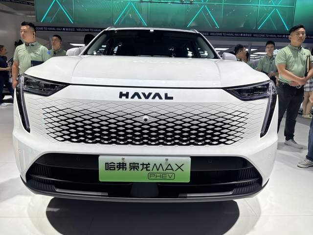 新能源与硬派越野一个都不少 盘点成都车展哈弗全品类SUV