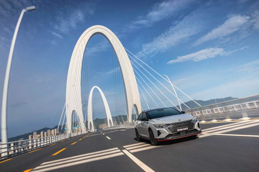 九万多买B级赛车！奕炫MAX 2024款焕新上市