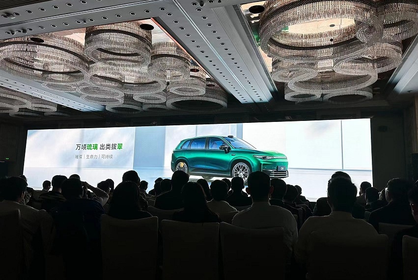 50万内性价比最高的SUV，零跑C10是喊口号还是有真实力？