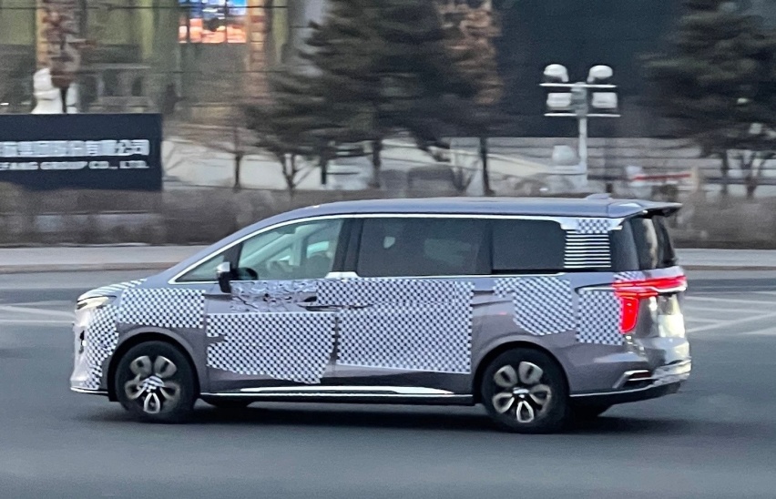 最值得期待新车：红旗MPV 中大型MPV 竞争对手锁定埃尔法