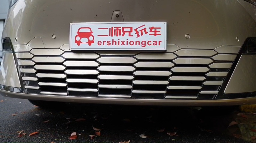 最与众不同的MPV？6个拷问聊小鹏X9，是长得怪？还是另辟蹊径？