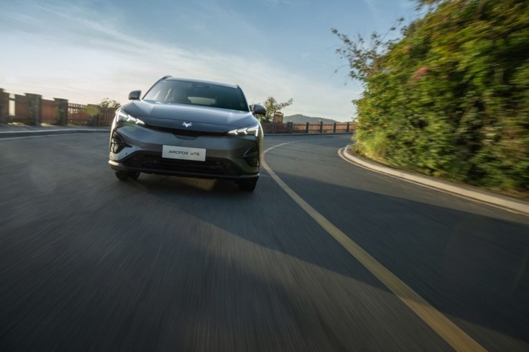 卷王？20万以内的800V平台的阿尔法T5