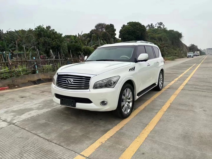 17款英菲尼迪QX80仅售16.8万，精致细腻，日系豪华SUV的巅峰之